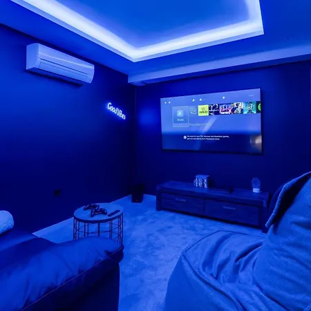 Villa Luxury Lucas With Heated Pool, Whirlpool, Sauna, 14 Pax *